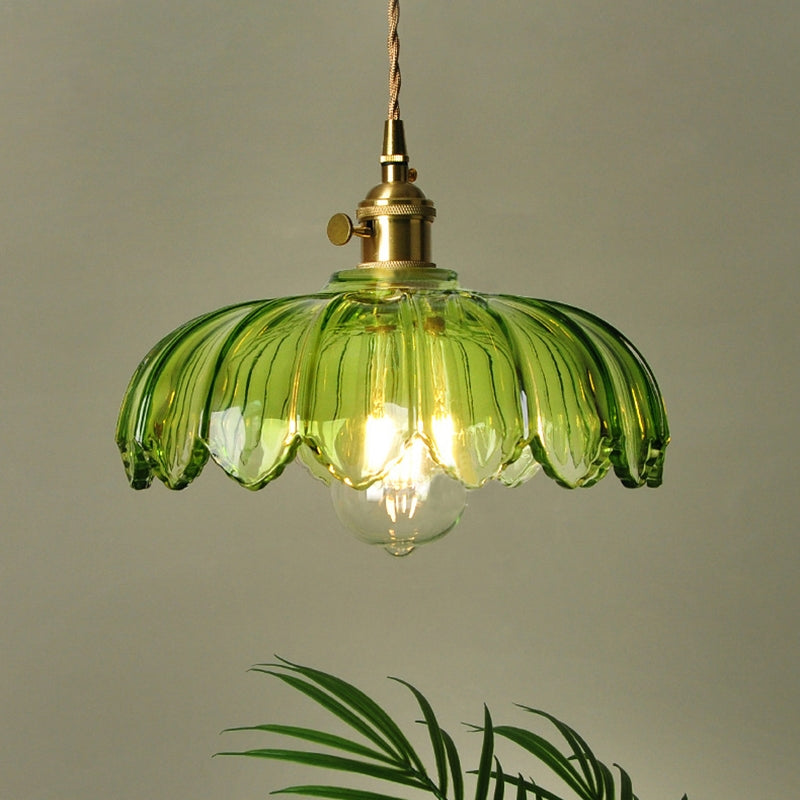 Retro-Pendelleuchte mit glasiertem Blumenmuster