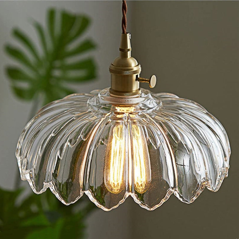 Retro-Pendelleuchte mit glasiertem Blumenmuster