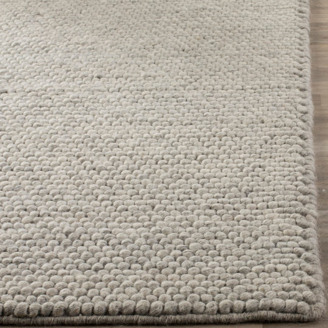 Klassischer Wohnzimmerteppich – Geflochtenes Design