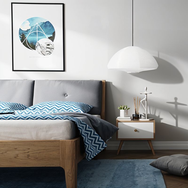 Traditionelle Hängelampe mit Kuppelförmigem Schirm