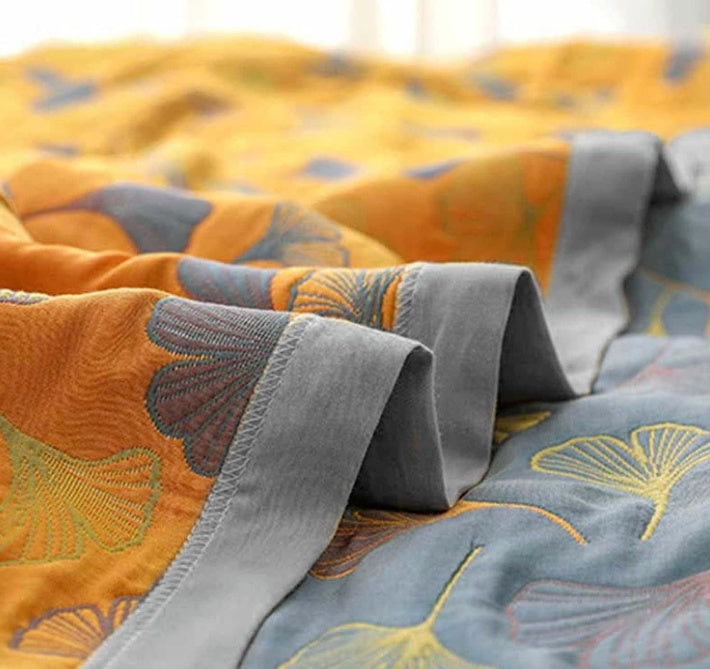 Kuschelige Decke mit Elegantem Ginkgo-Blatt Muster