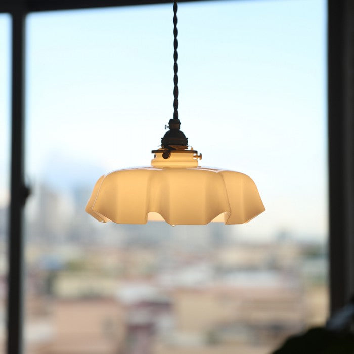 Cremefarbene Retro Glasblume Pendelleuchte