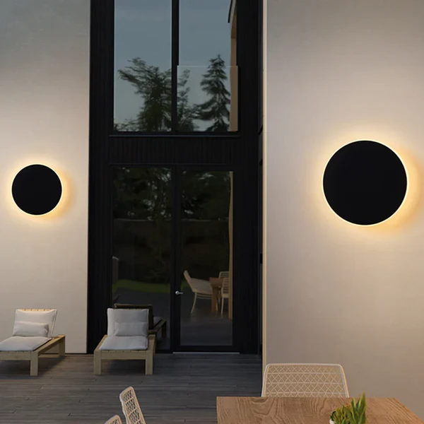 Minimalistische Runde Metalllampe mit LED | Außenwandleuchte