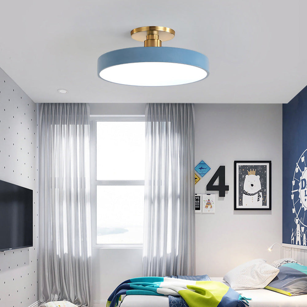 Runde LED-Halbeinbauleuchte Im Modernen, Klaren Design