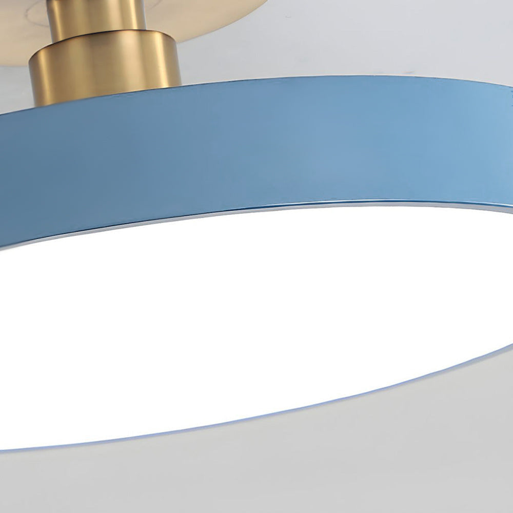 Runde LED-Halbeinbauleuchte Im Modernen, Klaren Design