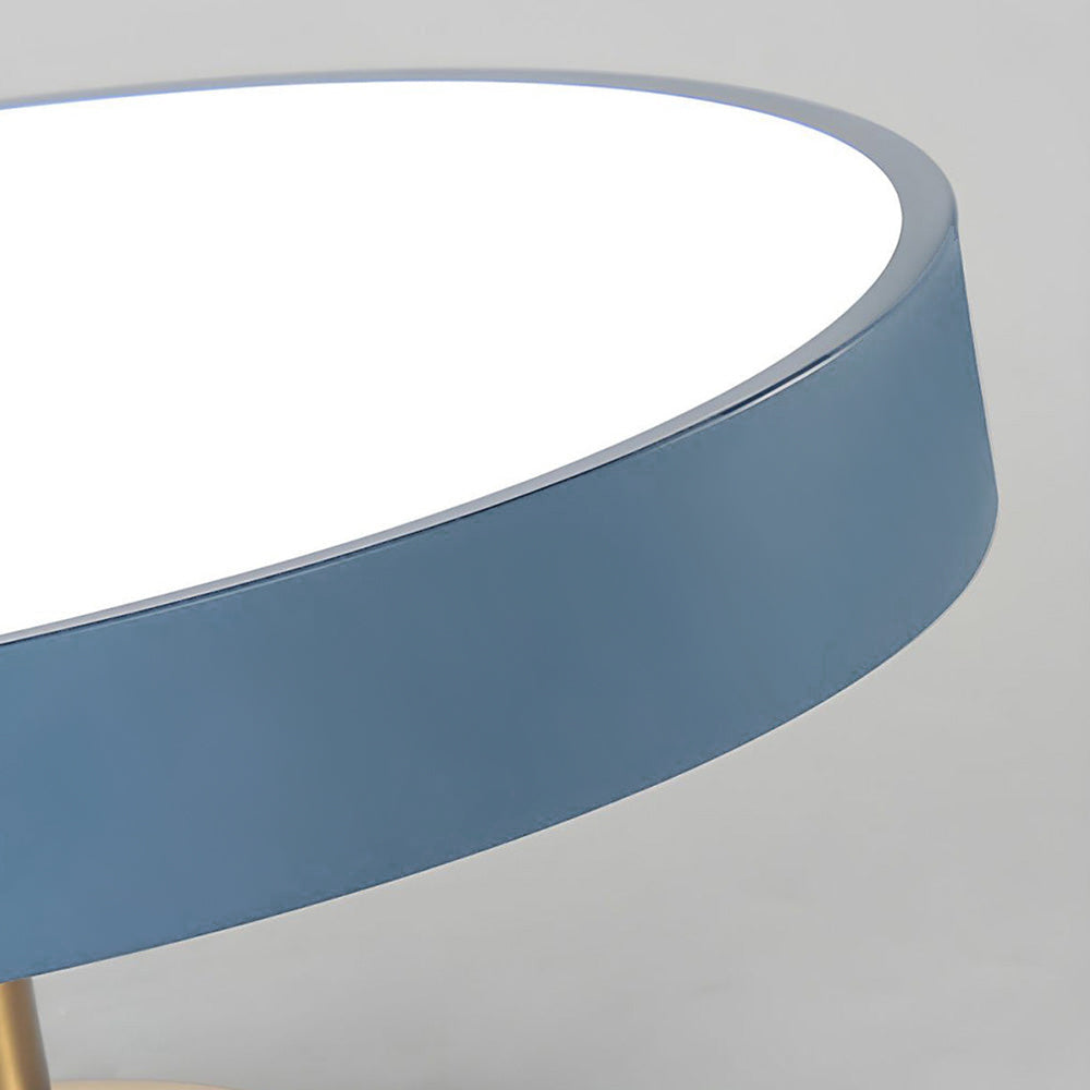 Runde LED-Halbeinbauleuchte Im Modernen, Klaren Design