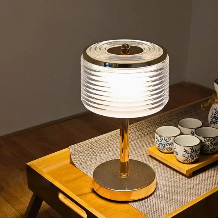 Runde LED-Tischlampe im Ring-Design