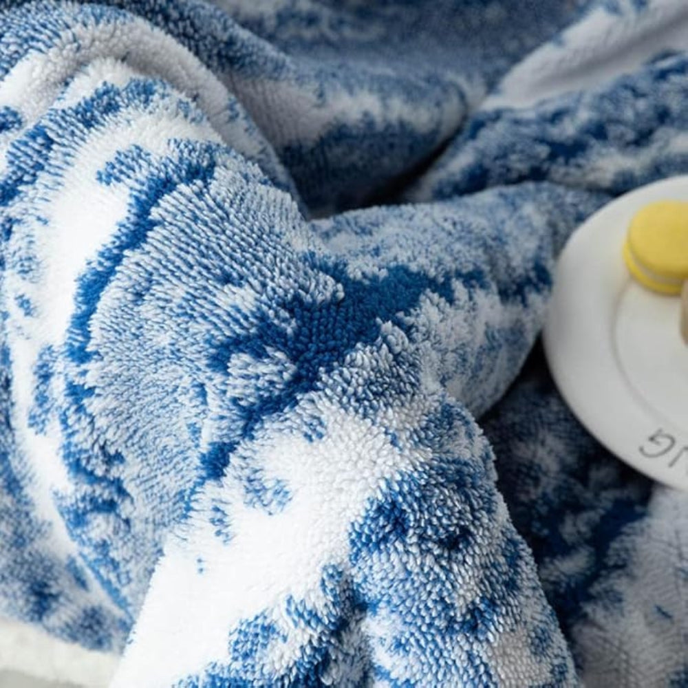 Velvet Sherpa Decke mit Seraphina-Muster