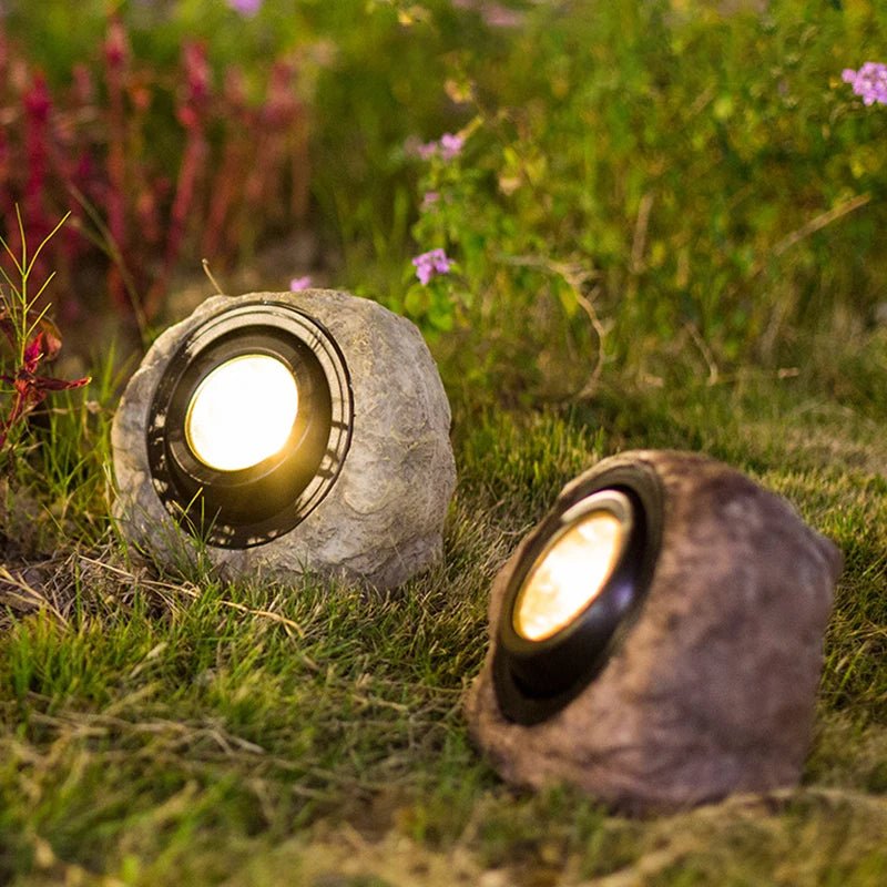 Solarbetriebene LED-Gartenleuchte in Felsen-Optik