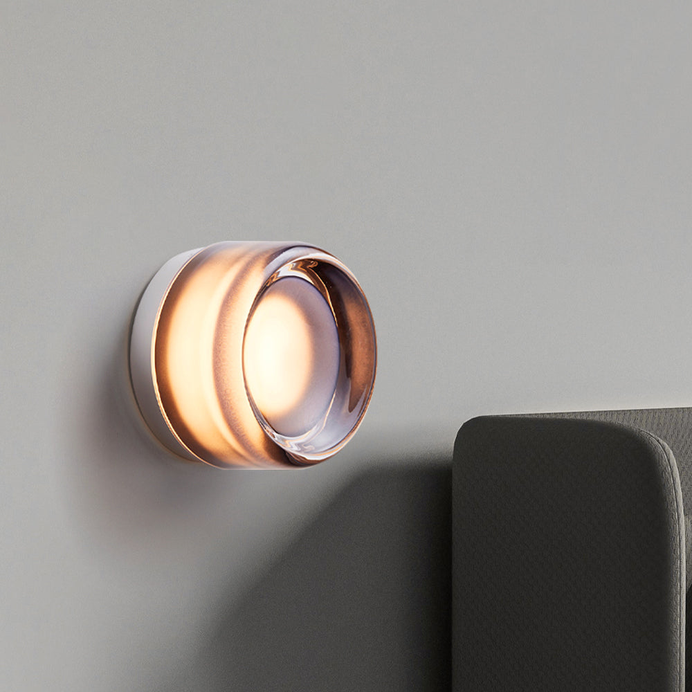 LED-Wandleuchte mit sanfter Form im minimalistischen Stil