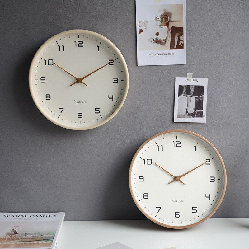 NordicGlow Holz-Wanduhr – Minimalistisches skandinavisches Design für zeitlose Eleganz