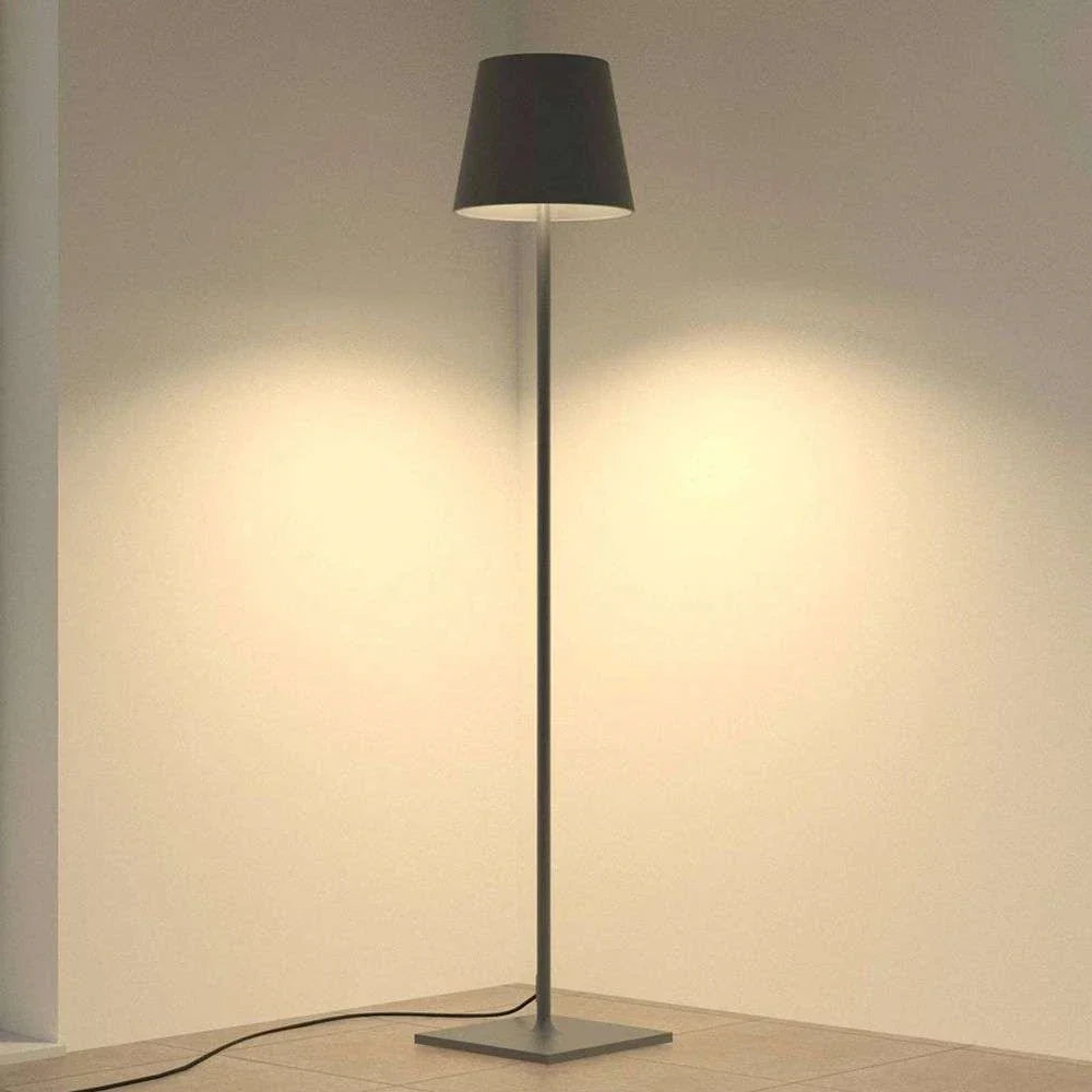 Wiederaufladbare LED Stehlampe – Modernes Design Ohne Kabel
