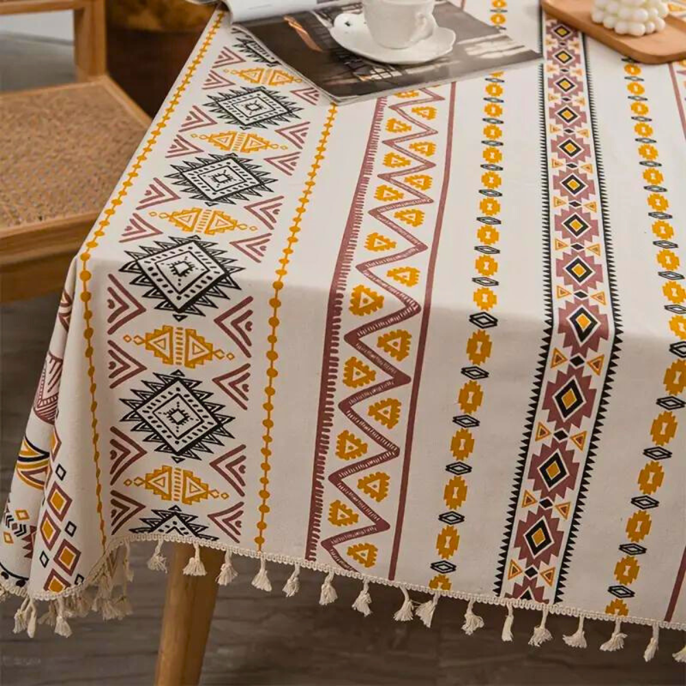 Exquisite Boho-Tischdecke mit Dekorativen Quasten