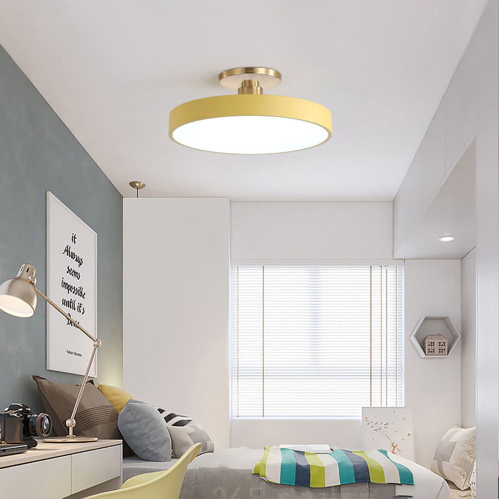 Runde LED-Halbeinbauleuchte Im Modernen, Klaren Design