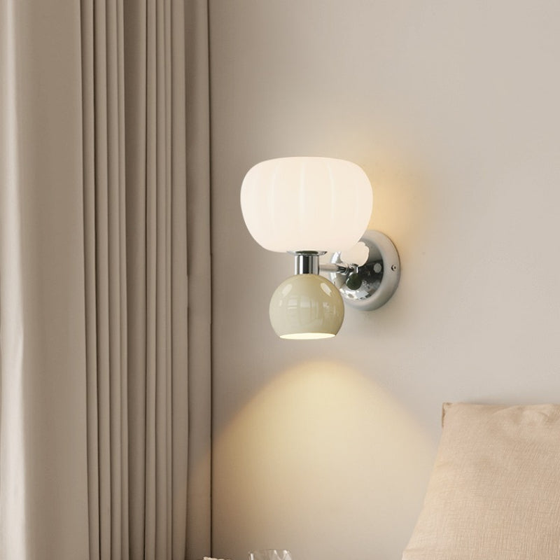 Bauhaus Wandlampe – Cremefarbene LED-Leuchte