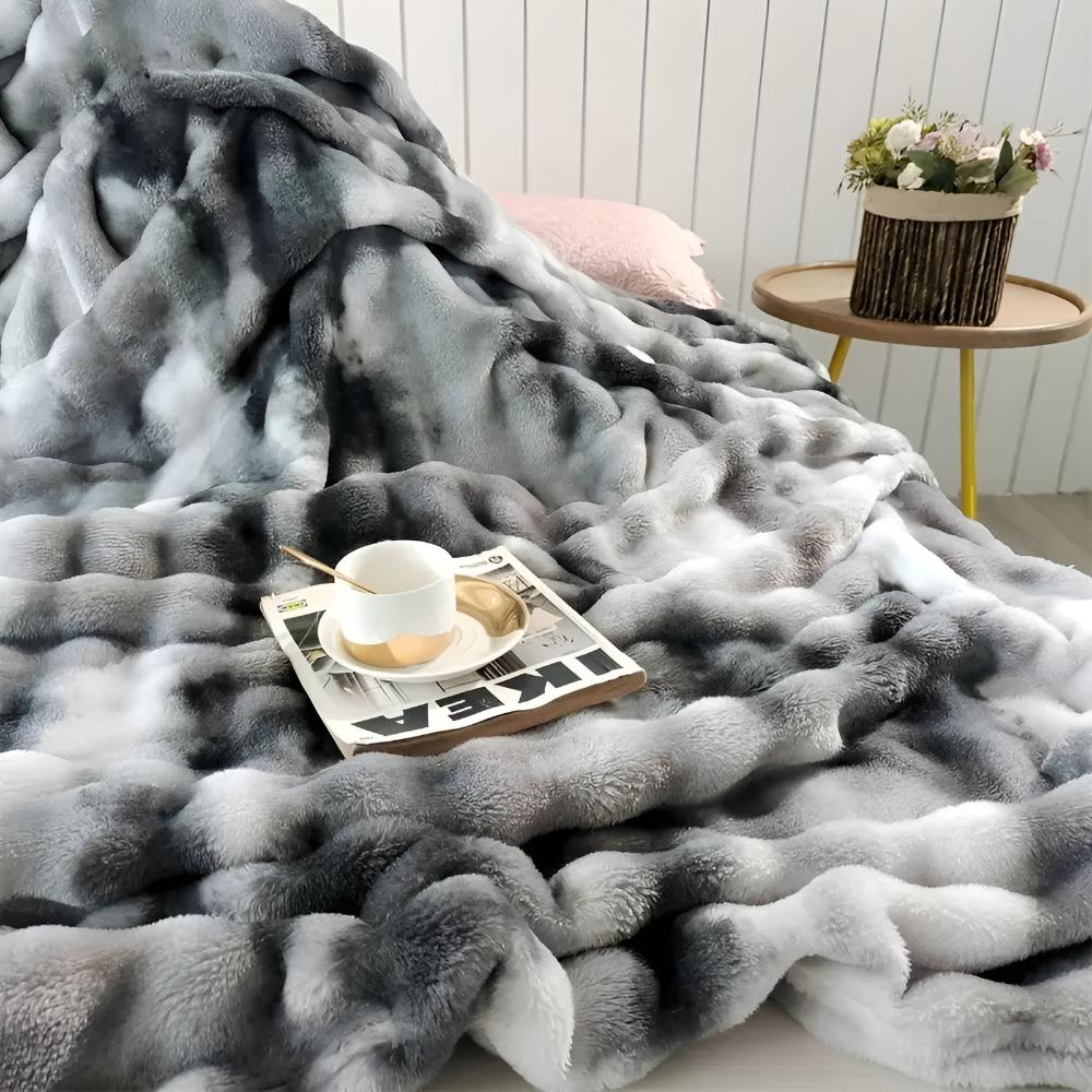 Ripple Tie-Dye Decke mit Felloptik