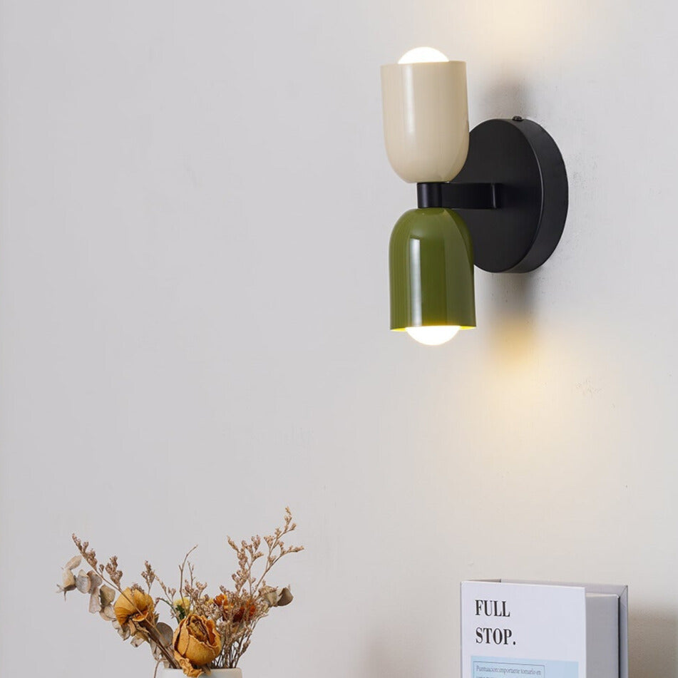 Kreative Wandleuchte mit Vintage Doppelkopf-Design für Wohnräume