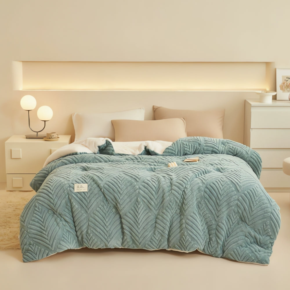 Kuscheldecke mit Ahorn-Design