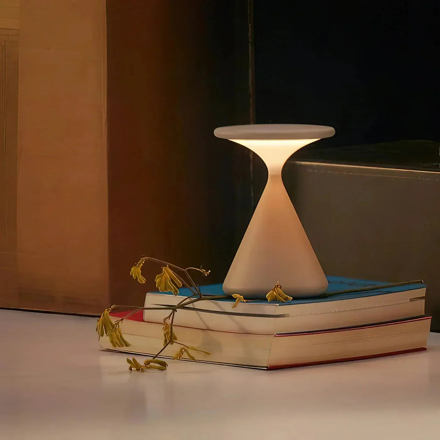 Moderne Kabellose Sanduhrlampe