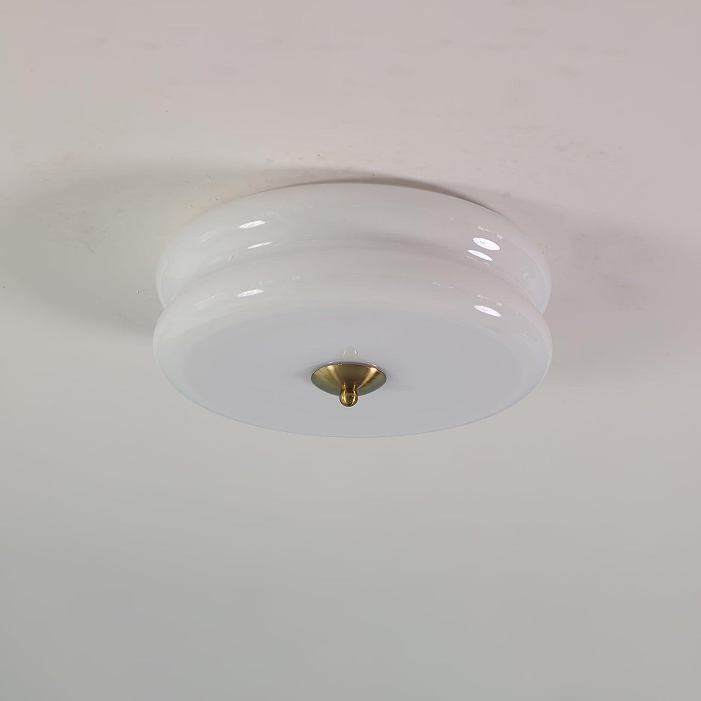 Messing & Creme Glas Deckenleuchte | Halbmontierte Retro Lampe