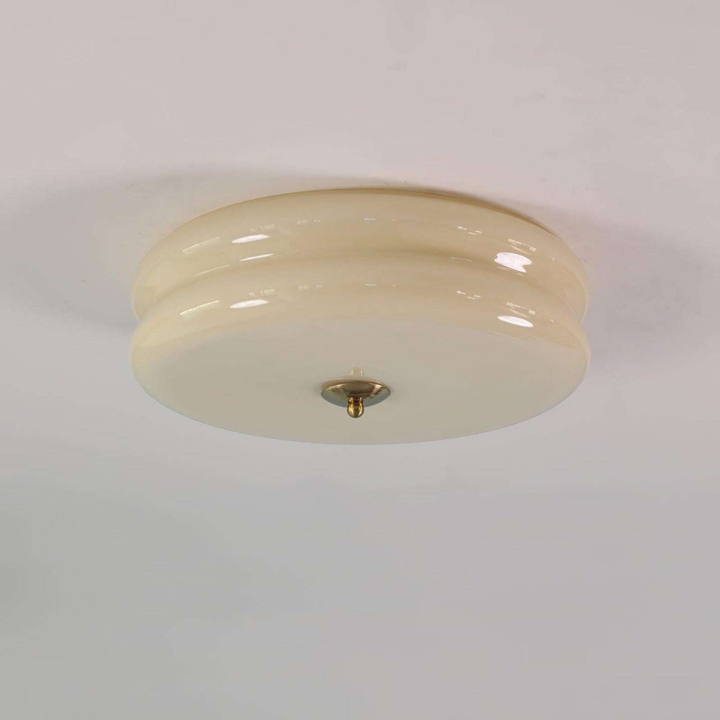 Messing & Creme Glas Deckenleuchte | Halbmontierte Retro Lampe