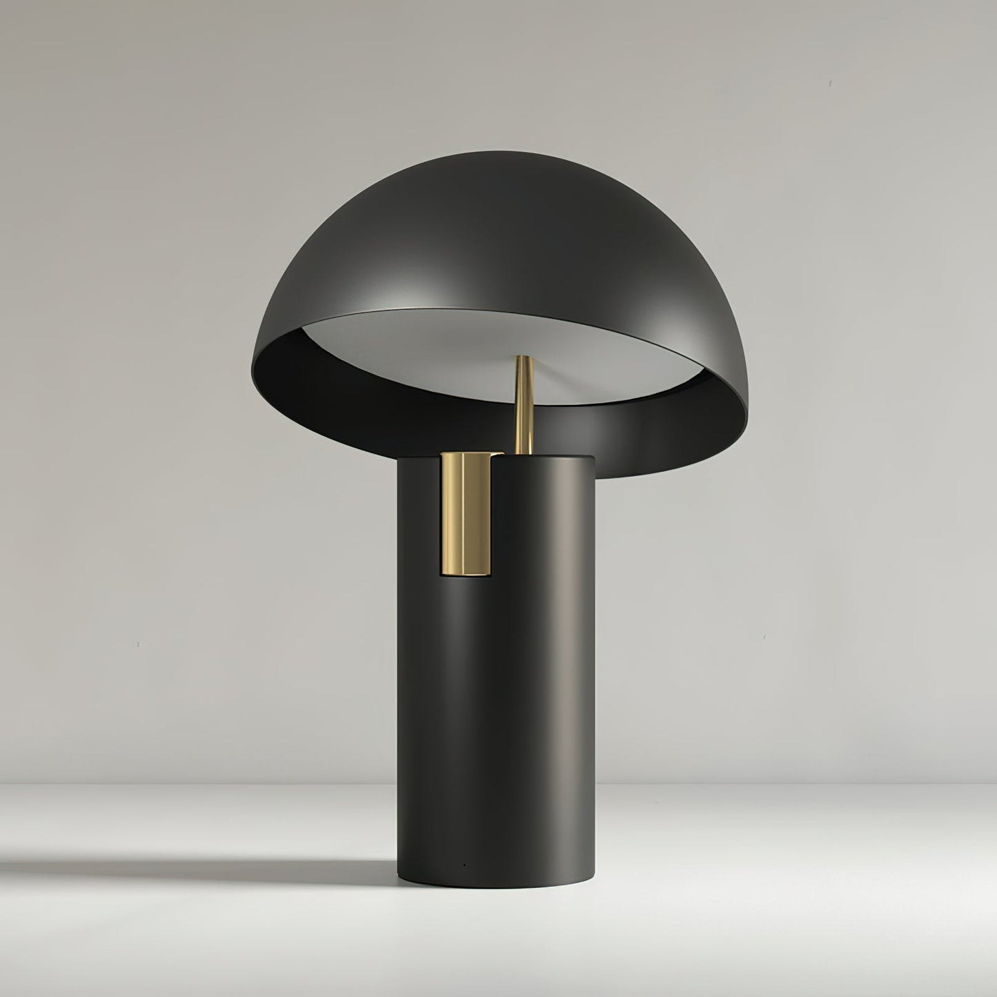 Tischlampe mit Geneigtem Schirm – Stilvolles Design