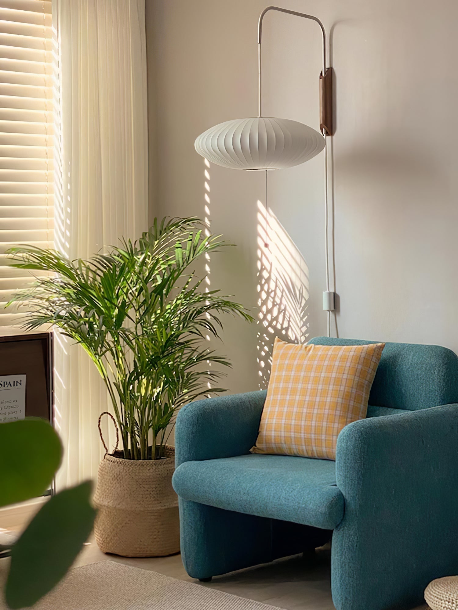 Dekorative Wandlampe im Laternenstil