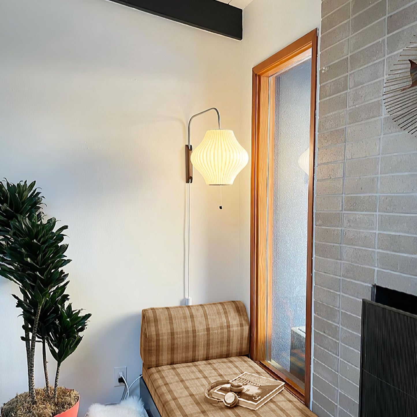 Dekorative Wandlampe im Laternenstil