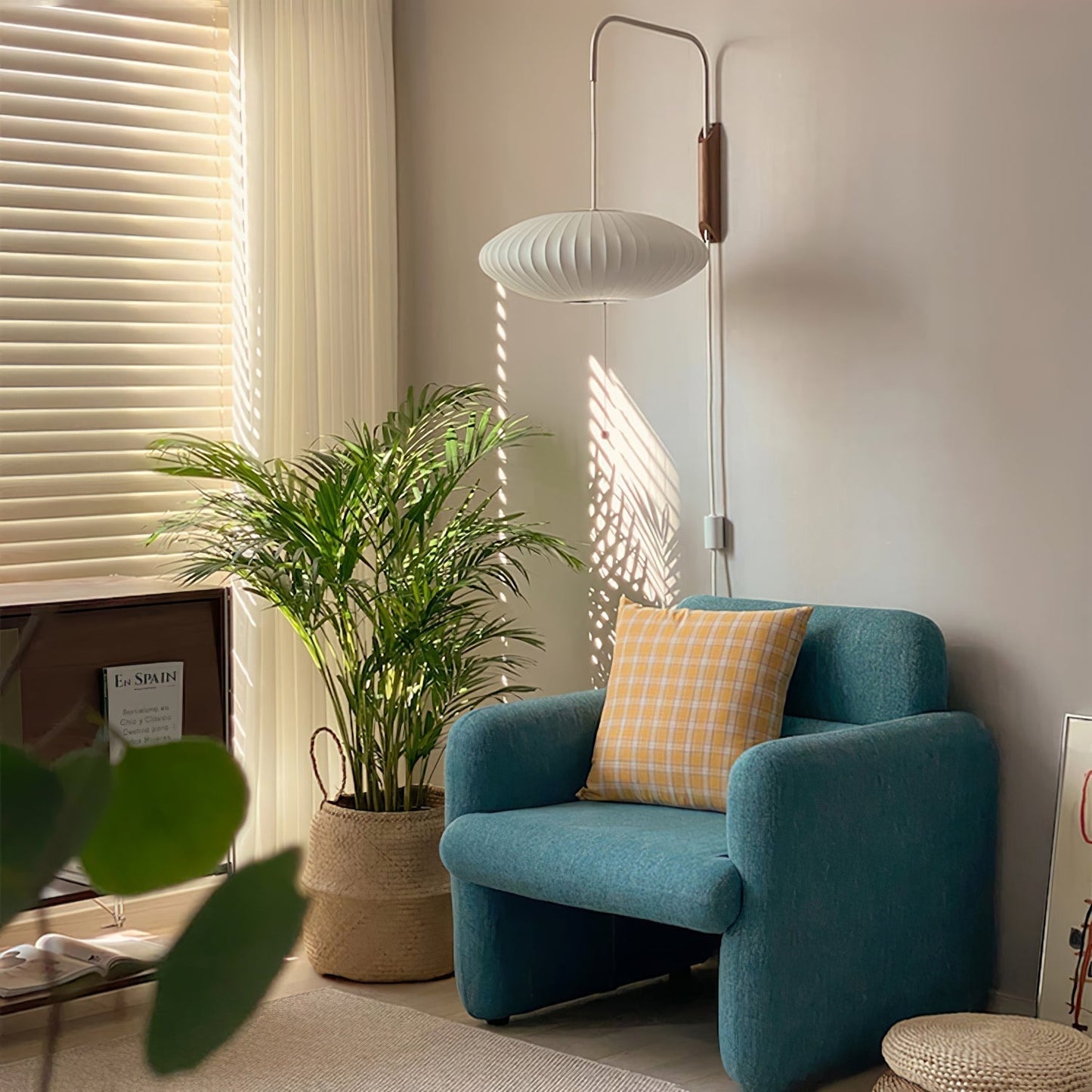Dekorative Wandlampe im Laternenstil