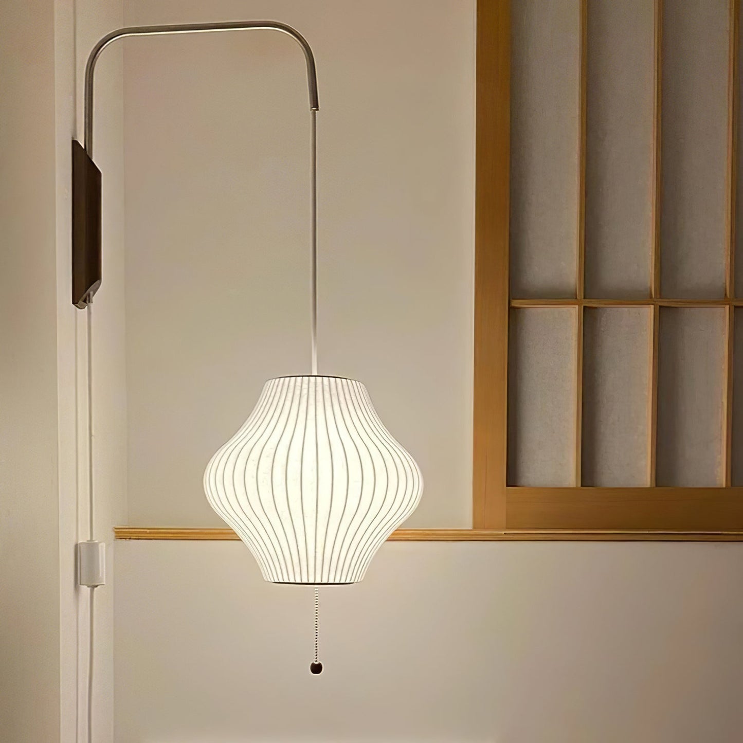 Dekorative Wandlampe im Laternenstil