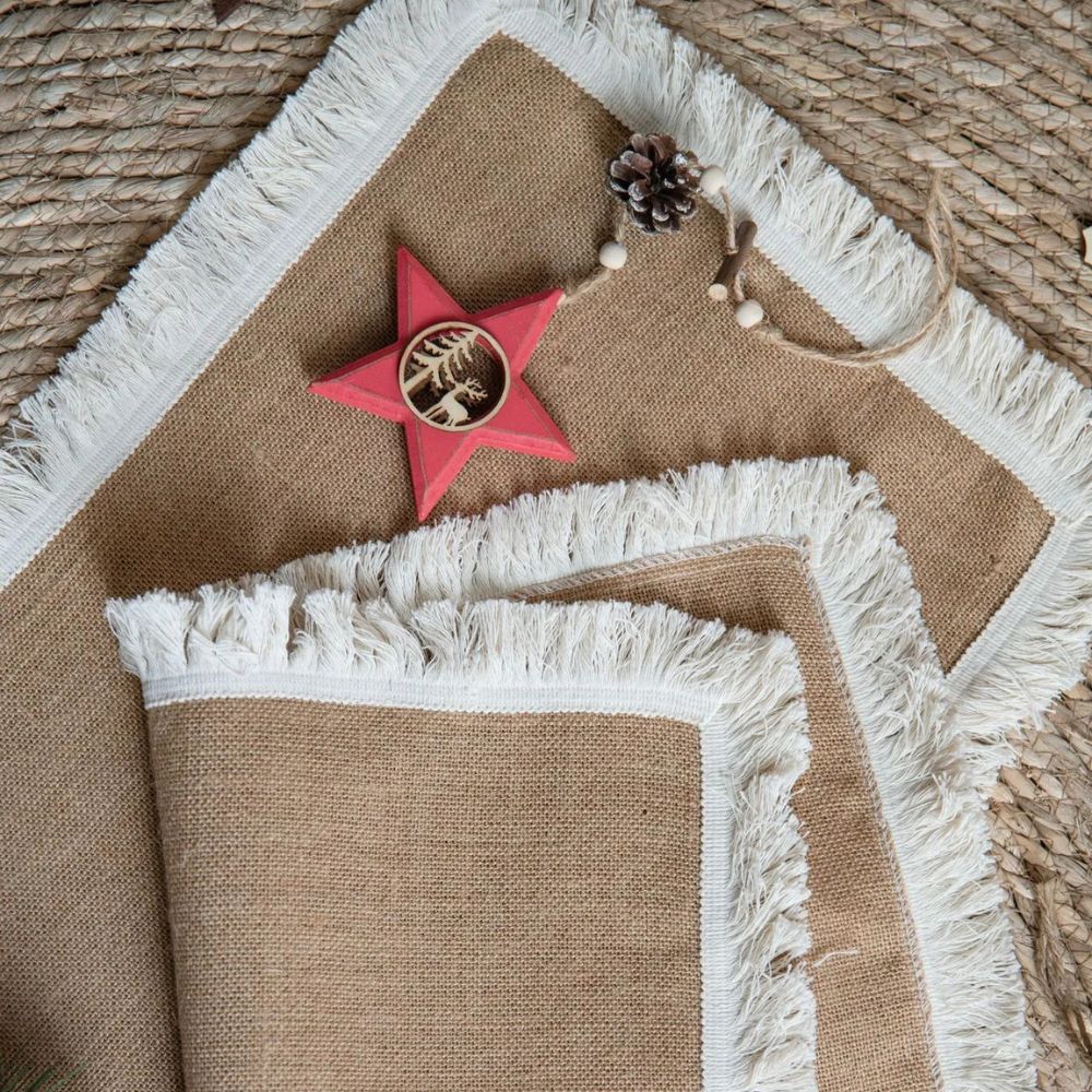 Rustikaler Jute-Tischläufer im Boho-Charme