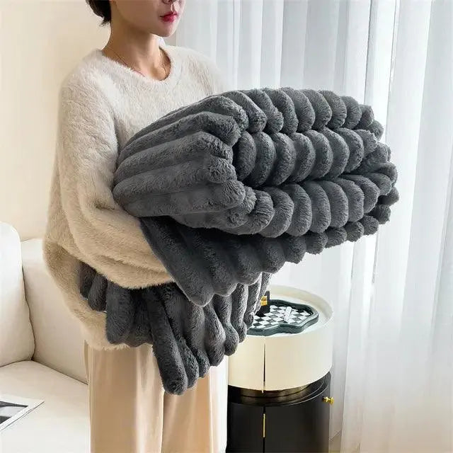 Fleece-Decke aus Mikrofaser – Flauschig und bequem zum Entspannen