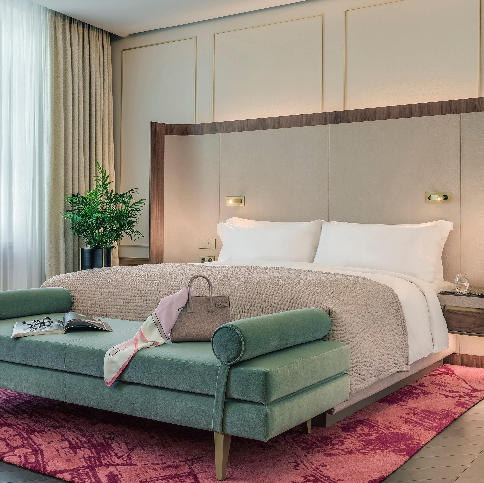 Dimmbare LED Nachttisch-Lampe