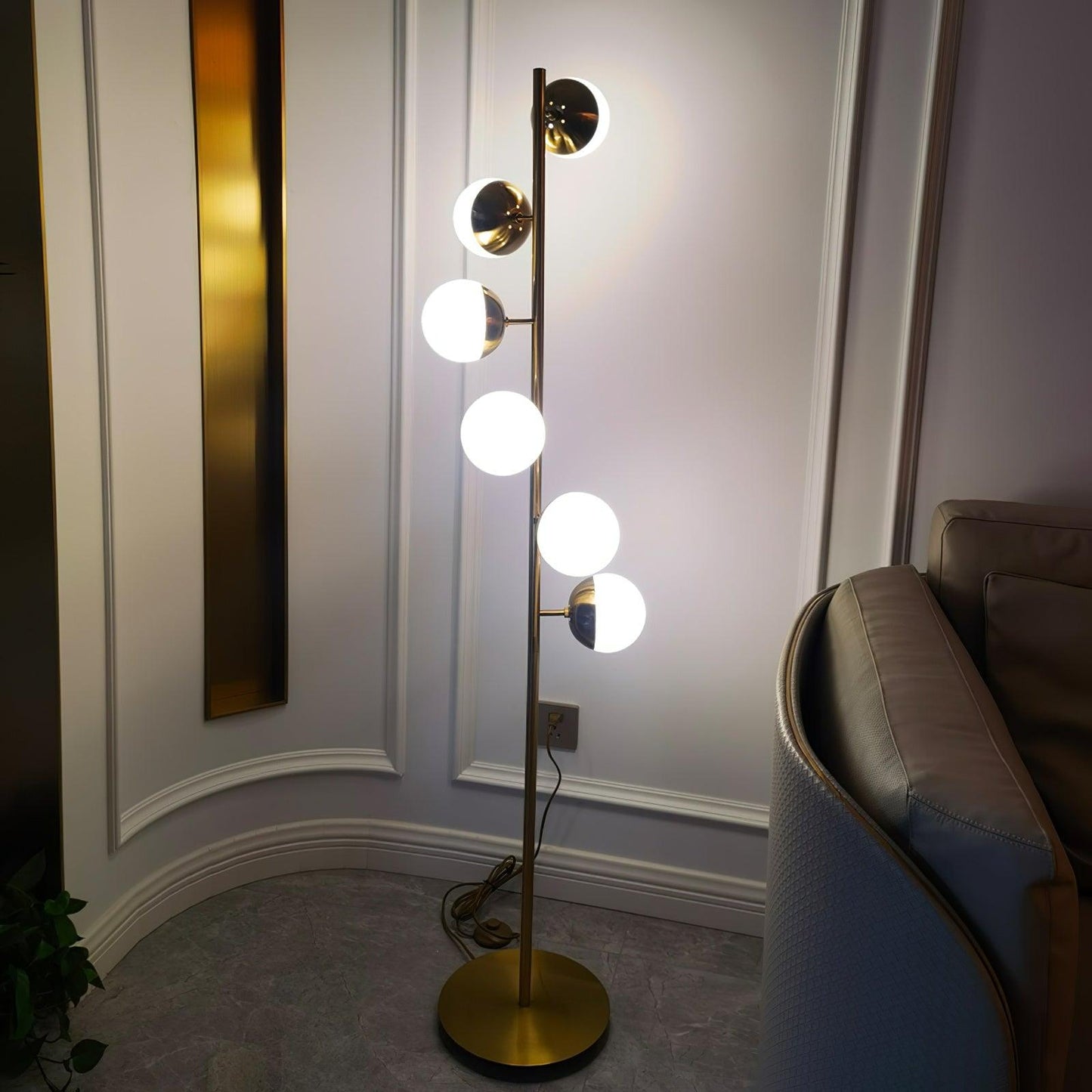 LED Tree Lampe mit Ast-Design für Dekorative Raumbeleuchtung