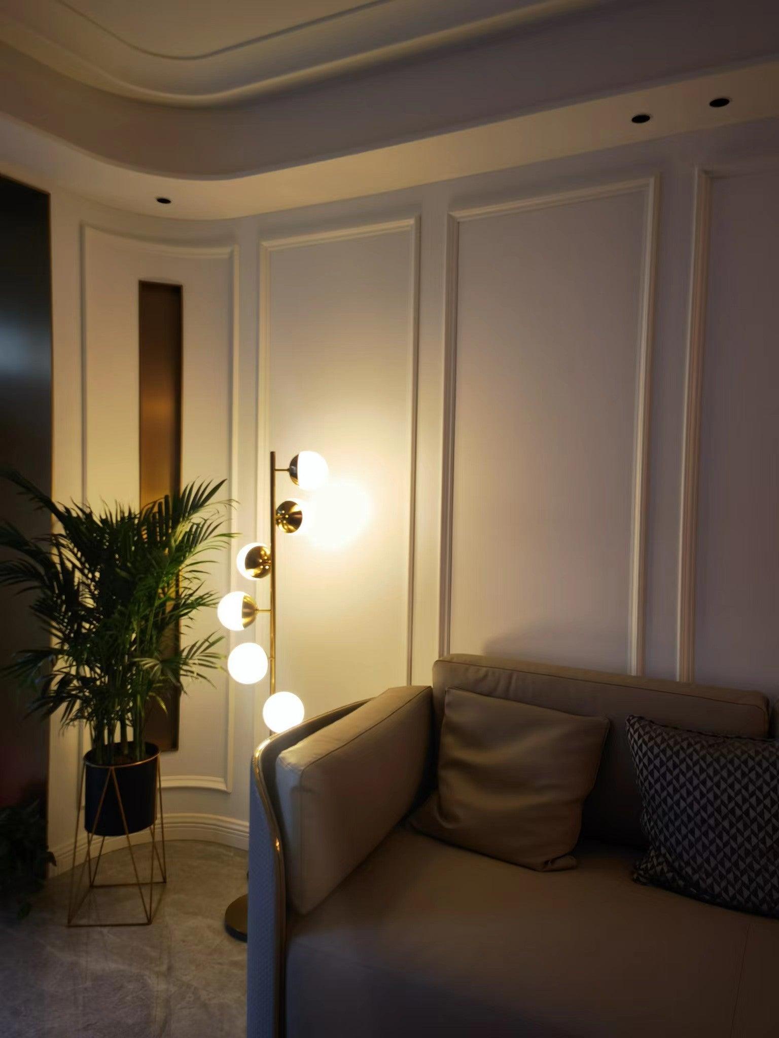 LED Tree Lampe mit Ast-Design für Dekorative Raumbeleuchtung