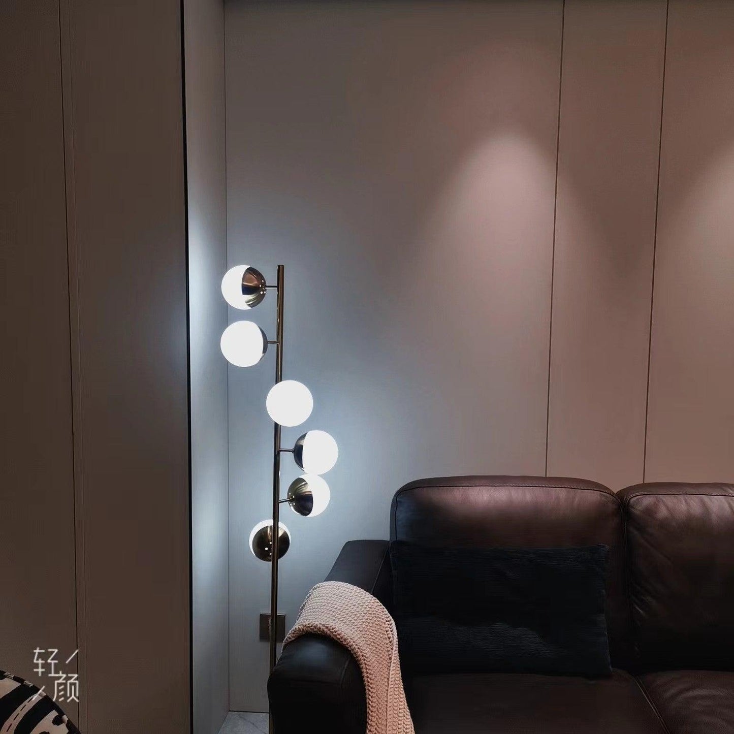 LED Tree Lampe mit Ast-Design für Dekorative Raumbeleuchtung