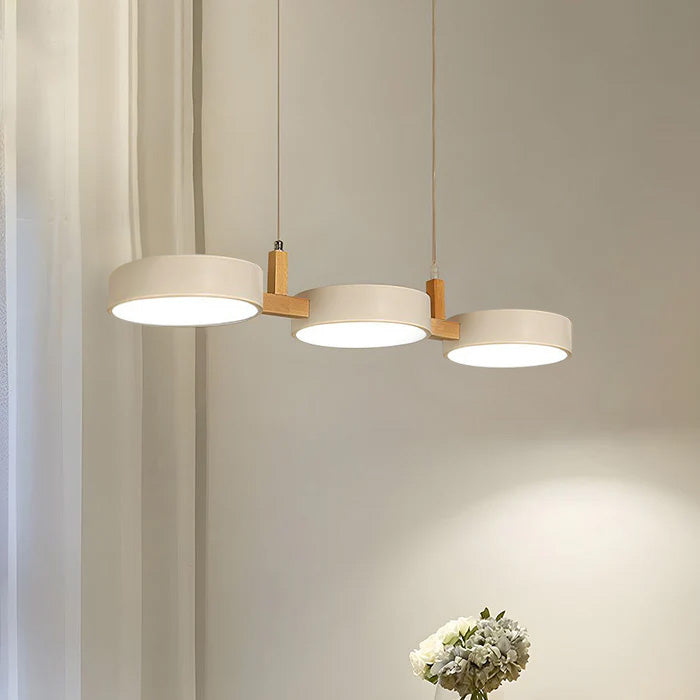 Hängende Deckenlampe aus Metall – Zeitgemäßes Design