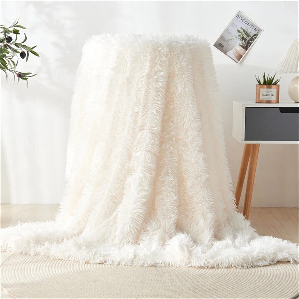 Fuzzy Decke aus Kunstfell – Superweich & Dekorativ