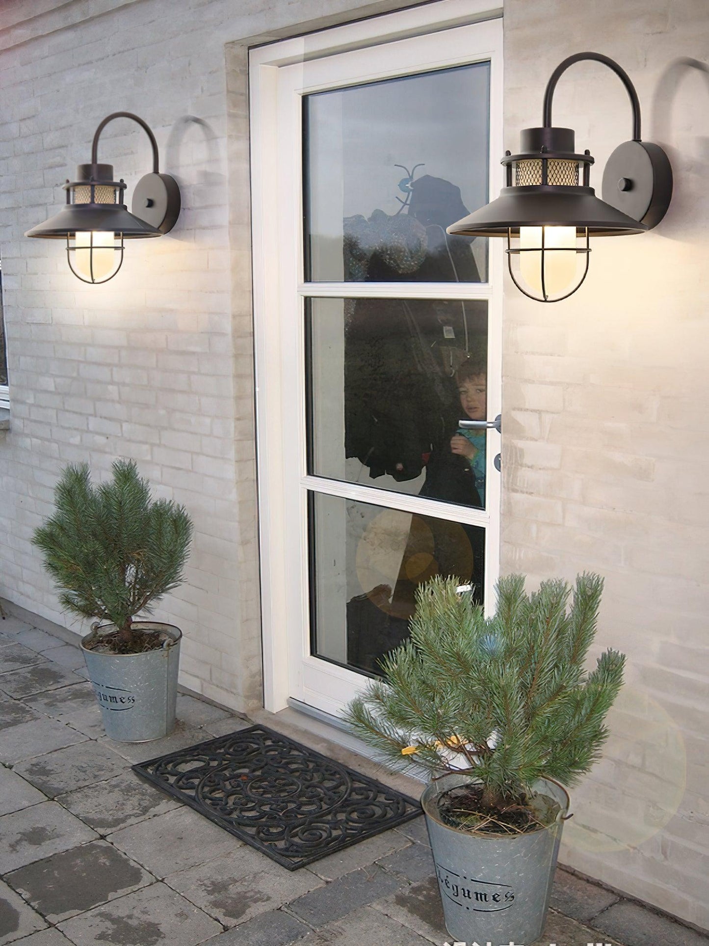Kesselförmige Außenwandlampe – Zeitloses Design