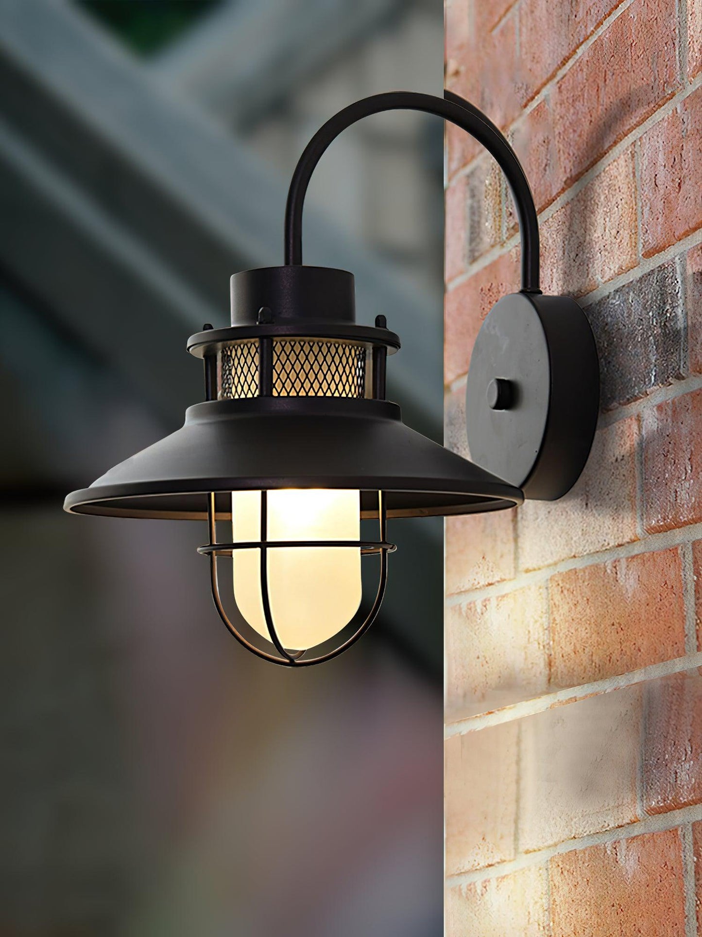Kesselförmige Außenwandlampe – Zeitloses Design