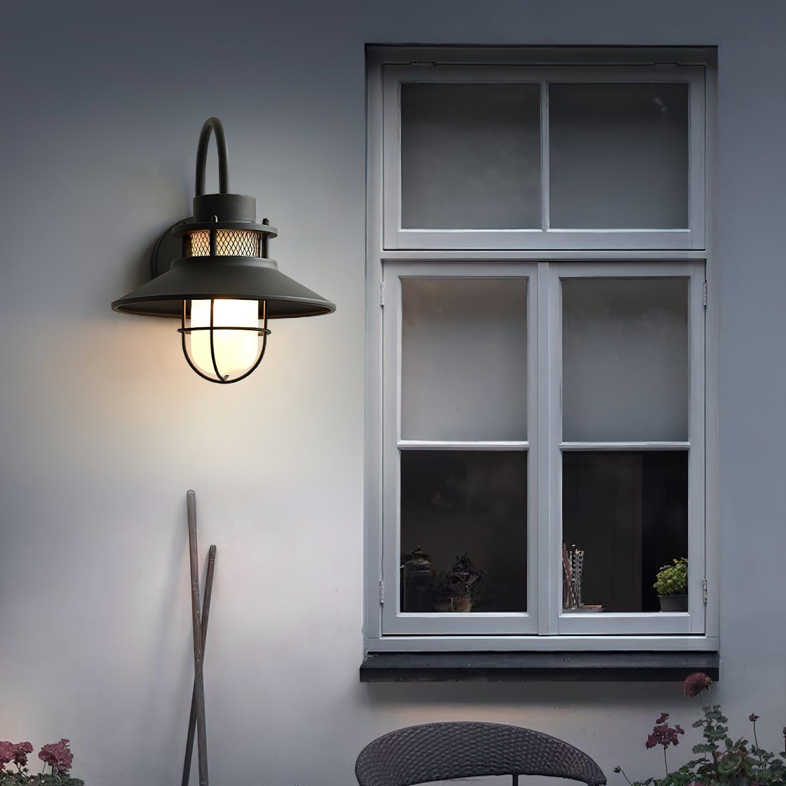 Kesselförmige Außenwandlampe – Zeitloses Design