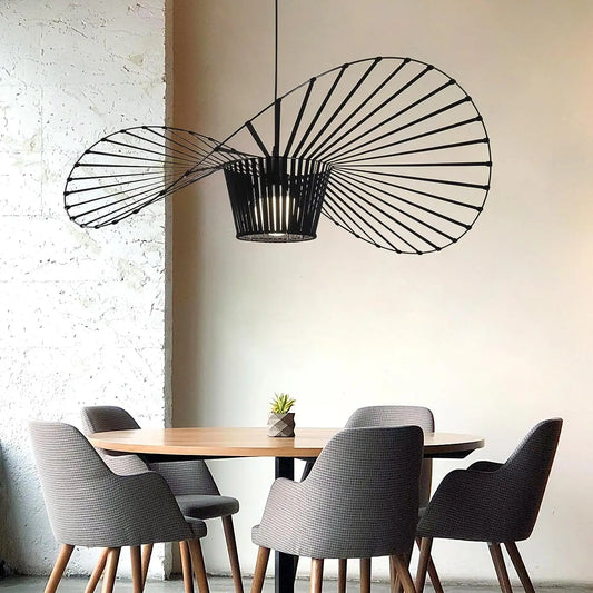 Pendelleuchte im Vintage-Hut Design