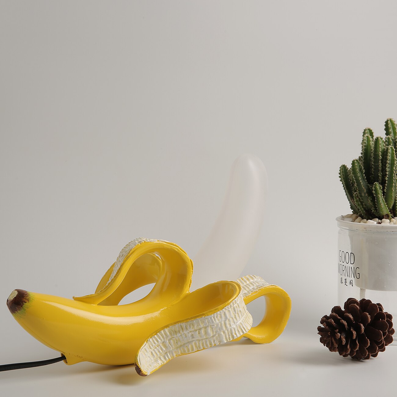 Wunderliche Bananen-Tischlampe