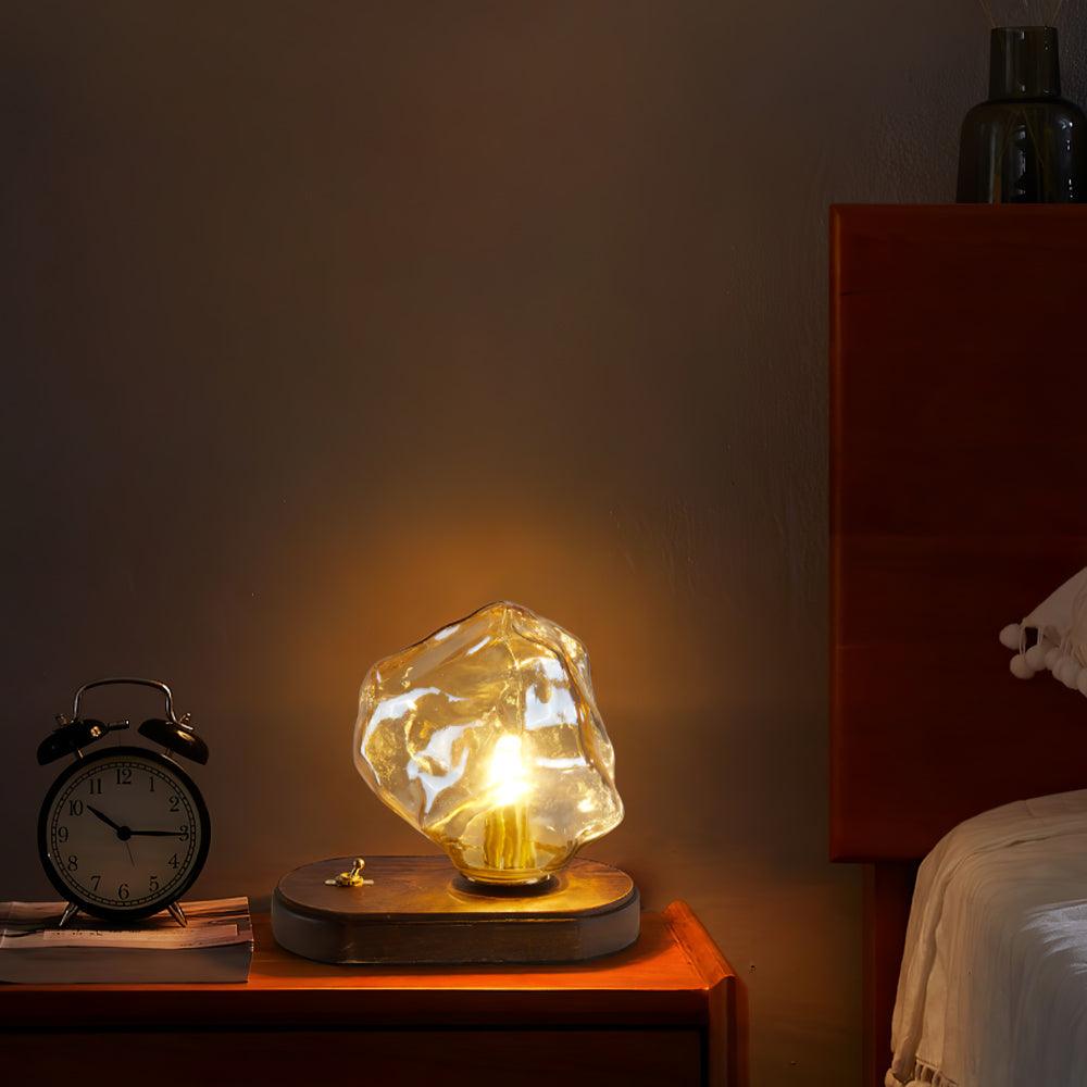Stilvolle Tischlampe Eisstein Glas