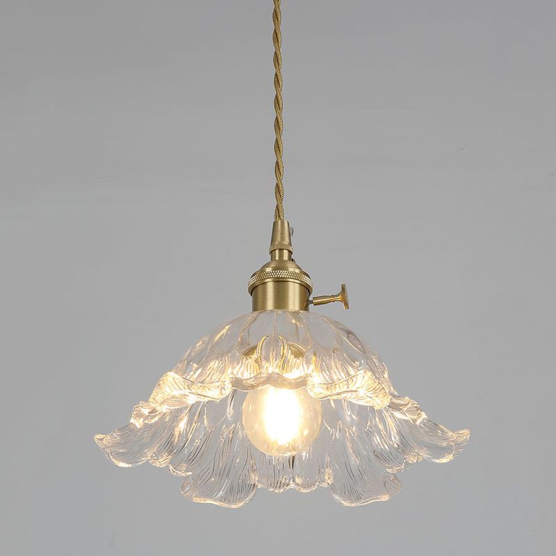 Glas-Pendelleuchte in Blumenform – Goldfarben
