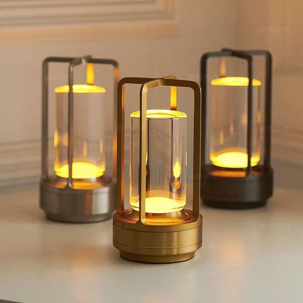 Stylishe Laterne aus Kristallglas
