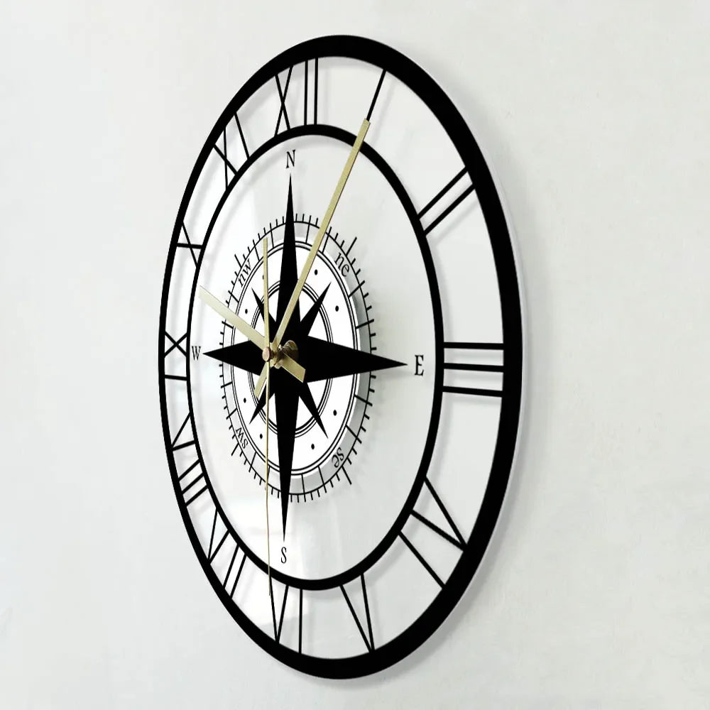 Stilvolle Wanduhr mit Nautischem Kompass-Motiv