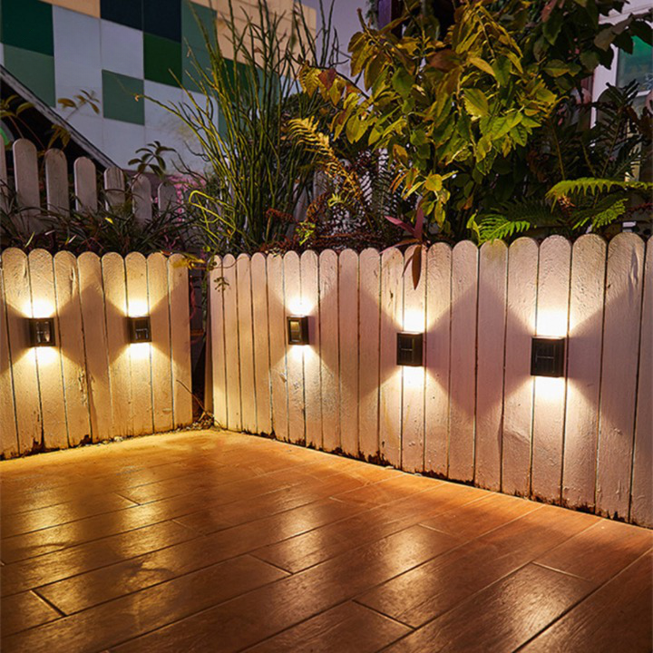 Nachhaltige Solarwandleuchten für Terrasse und Garten