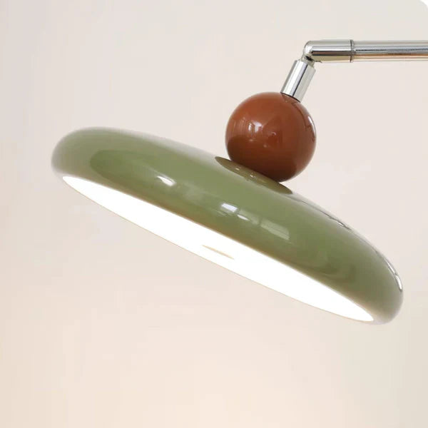 Flexible Lola Swing Arm Wandleuchte für Leseecken und Arbeitsplätze