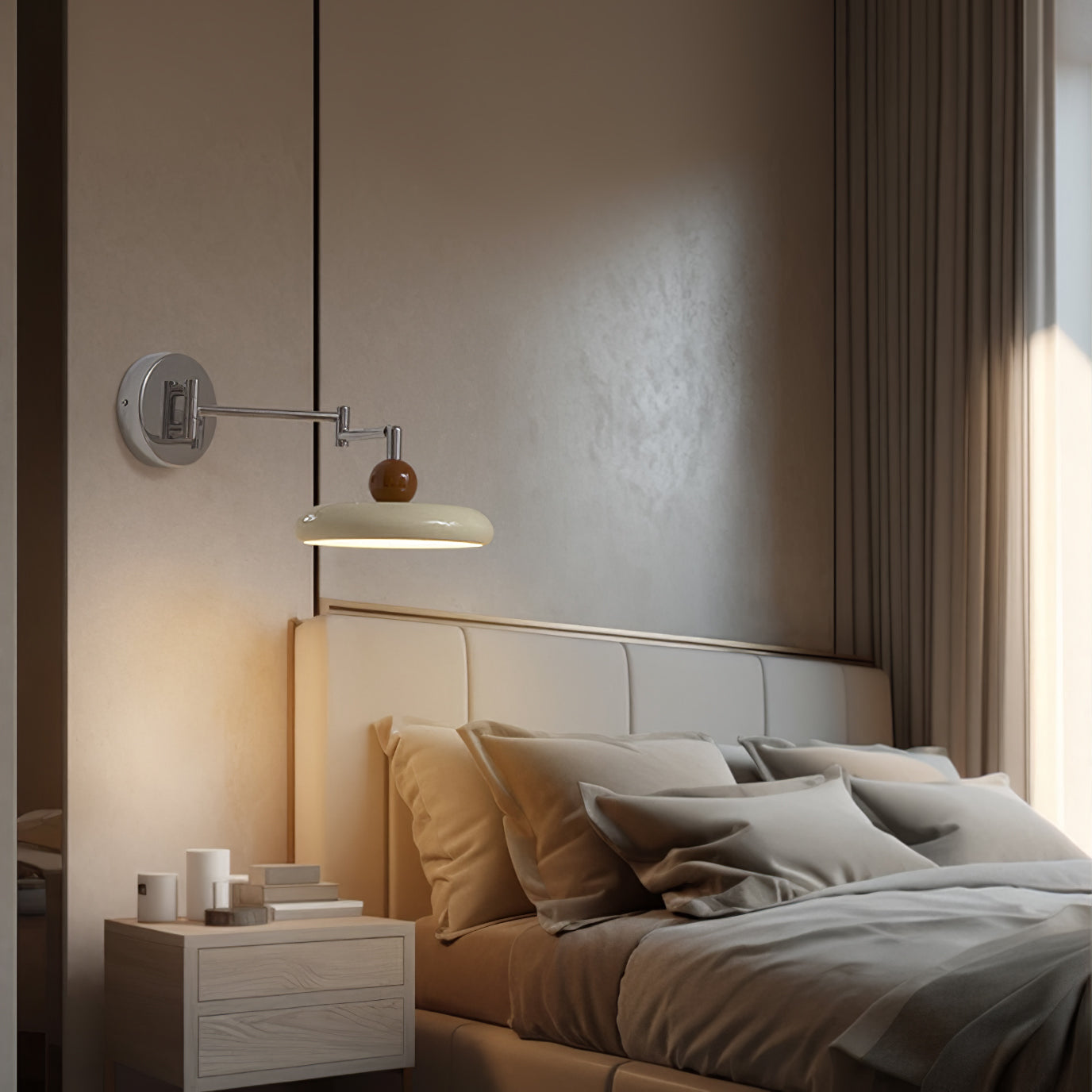 Flexible Lola Swing Arm Wandleuchte für Leseecken und Arbeitsplätze